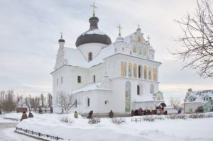 Свято-никольский женский монастырь зимой