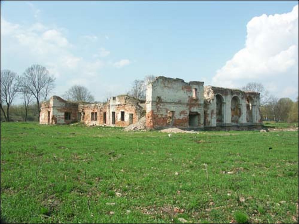 Остатки монастыря Бернардинок