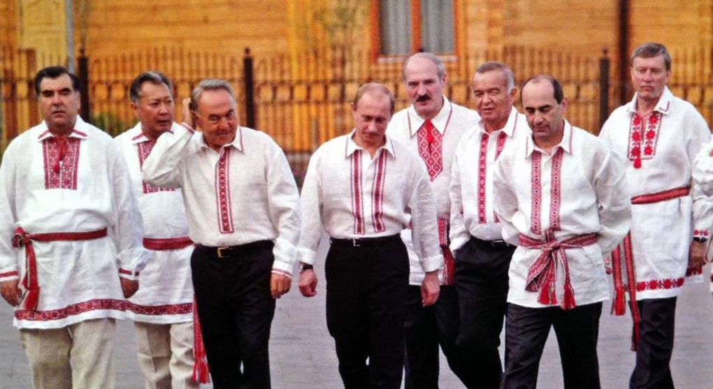 Президенты СНГ в белорусских льняных рубашках