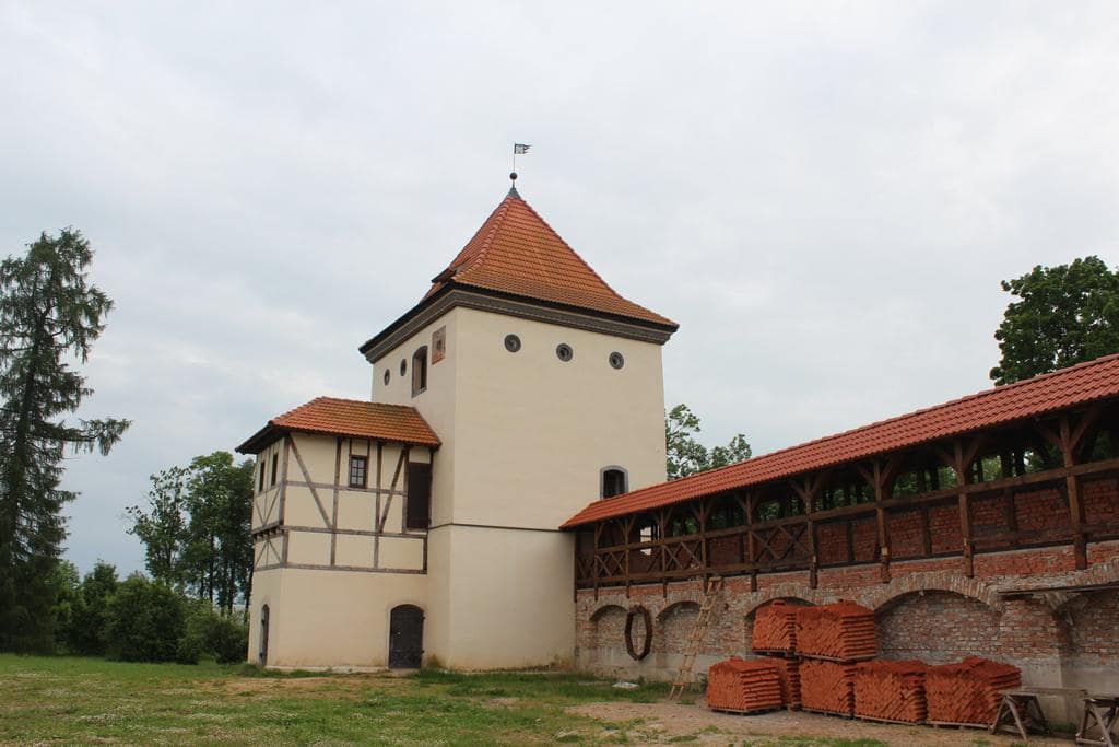 Реконструкция замка в Любче
