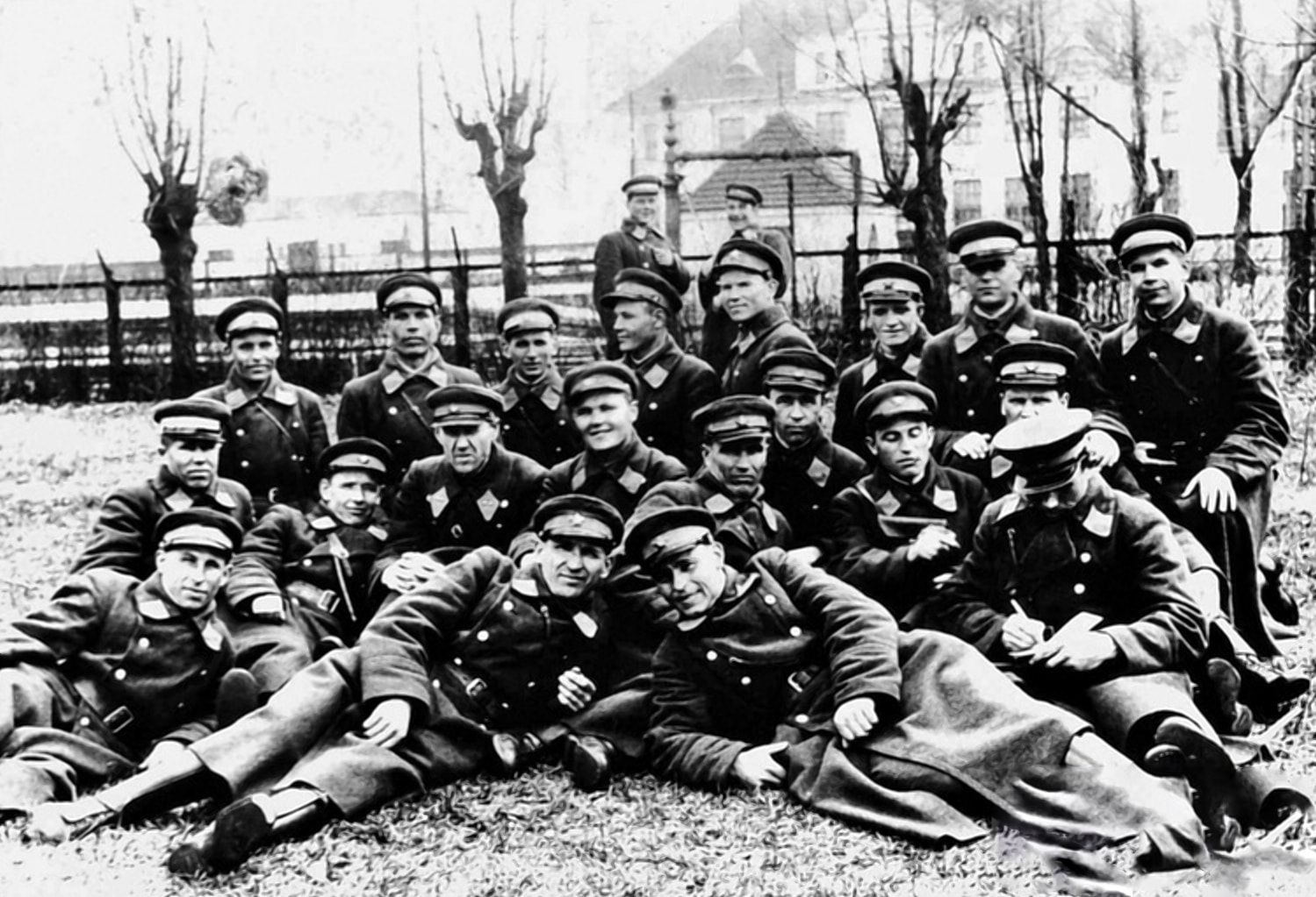 Младшие командиры Брестской железнодорожной милиции в 1941 году