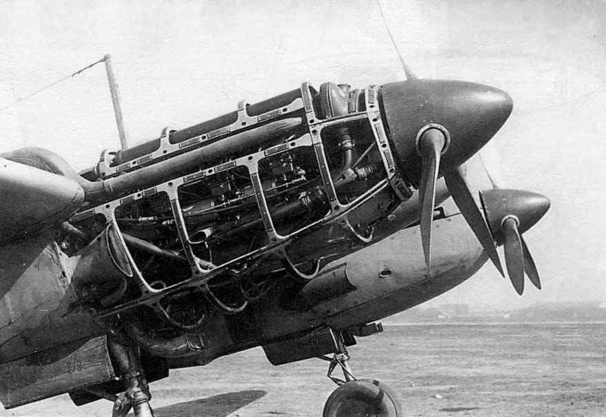 Один Як-4 был брошен в Барановичах