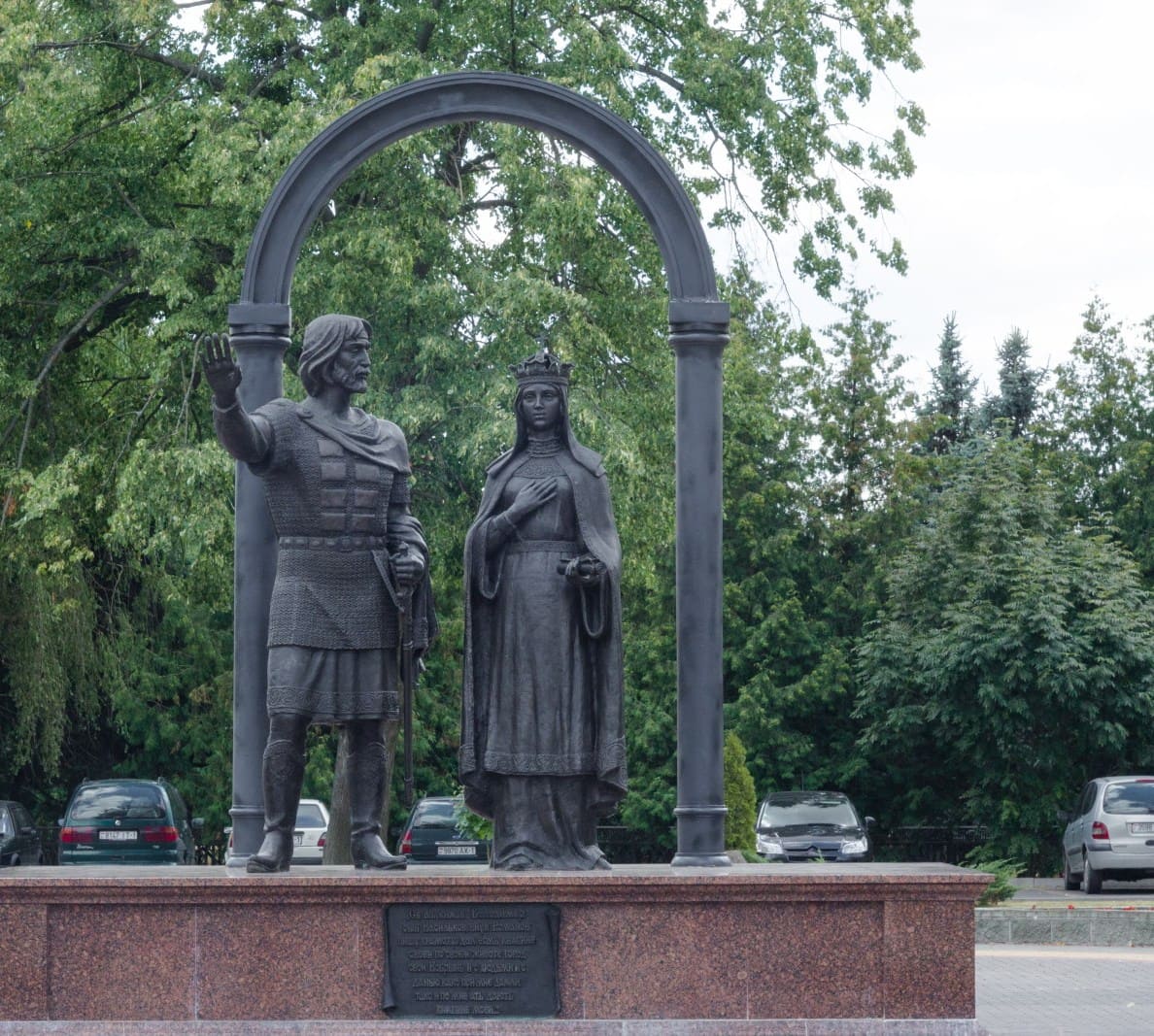 Памятники волынскому князю Владимиру Васильковичу установлены в Бресте, Кобрине, Каменце.