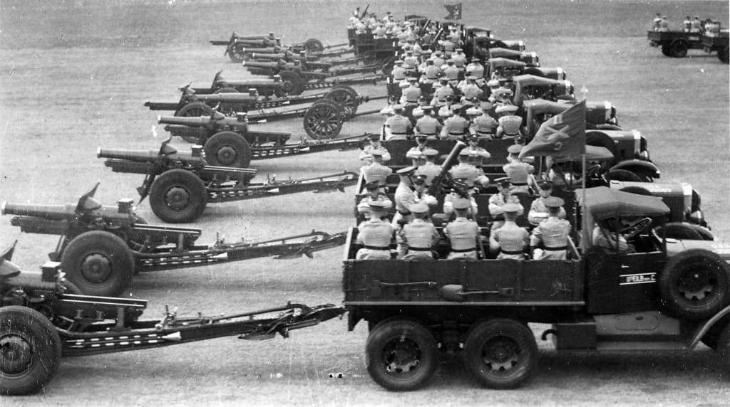 Гаубичный полк был перед войной передан в танковую дивизию.