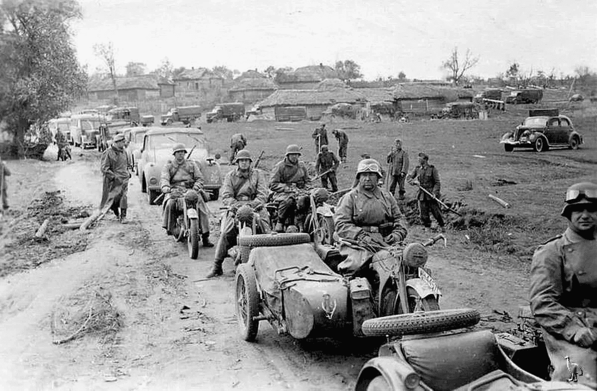 История 1941 года начало войны. Наступление вермахта 1941. Наступление немцев 22 июня 1941. Немецкие войска на Украине 1941.