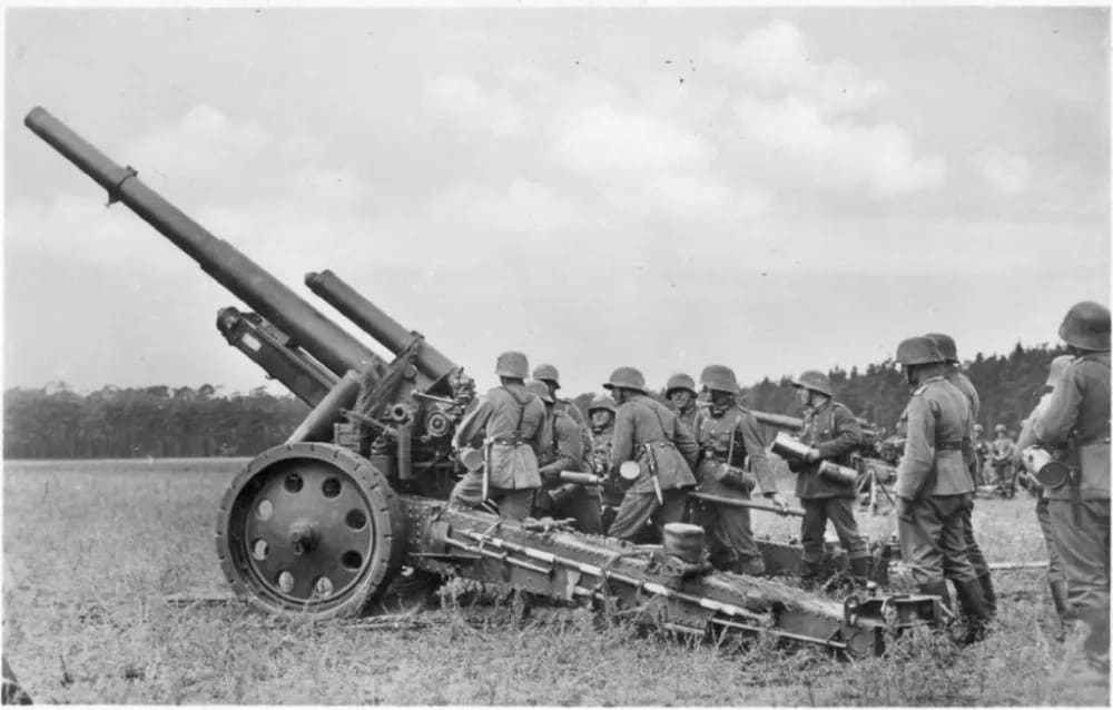 Немцы обстреляли полигон из тяжелых орудий