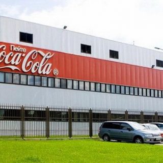 Завод Coca-Cola, фасад